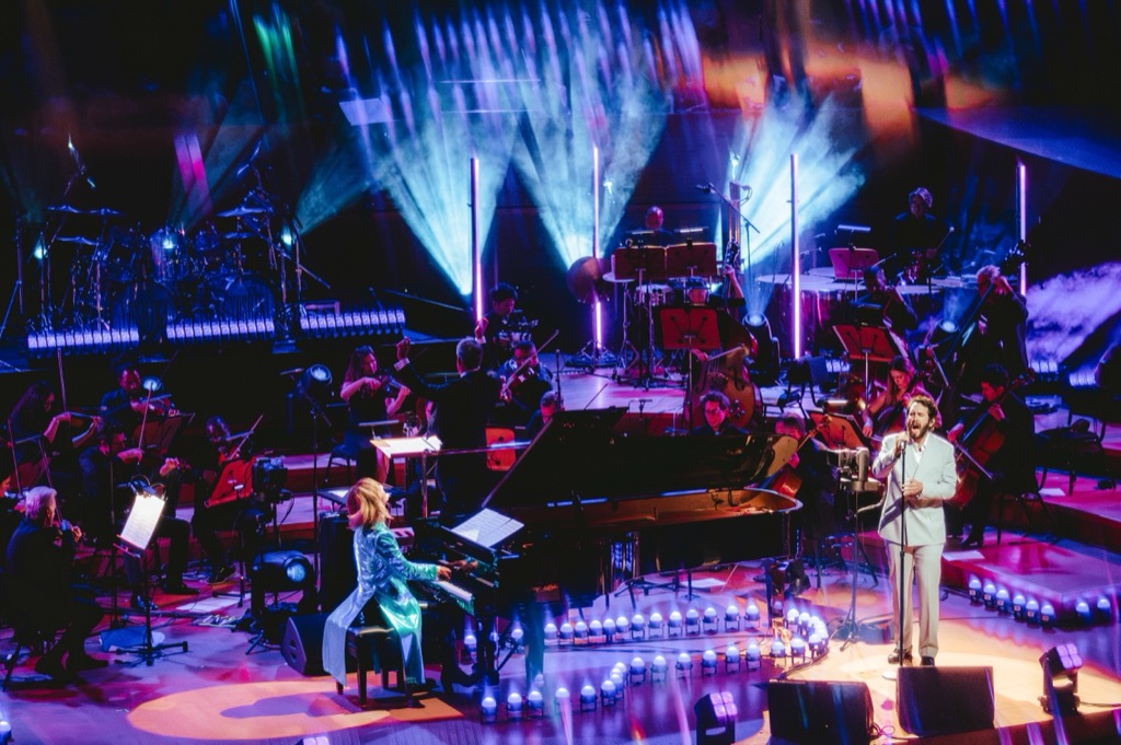 Penampilan YOSHIKI yang memukau penonton di Los Angeles.