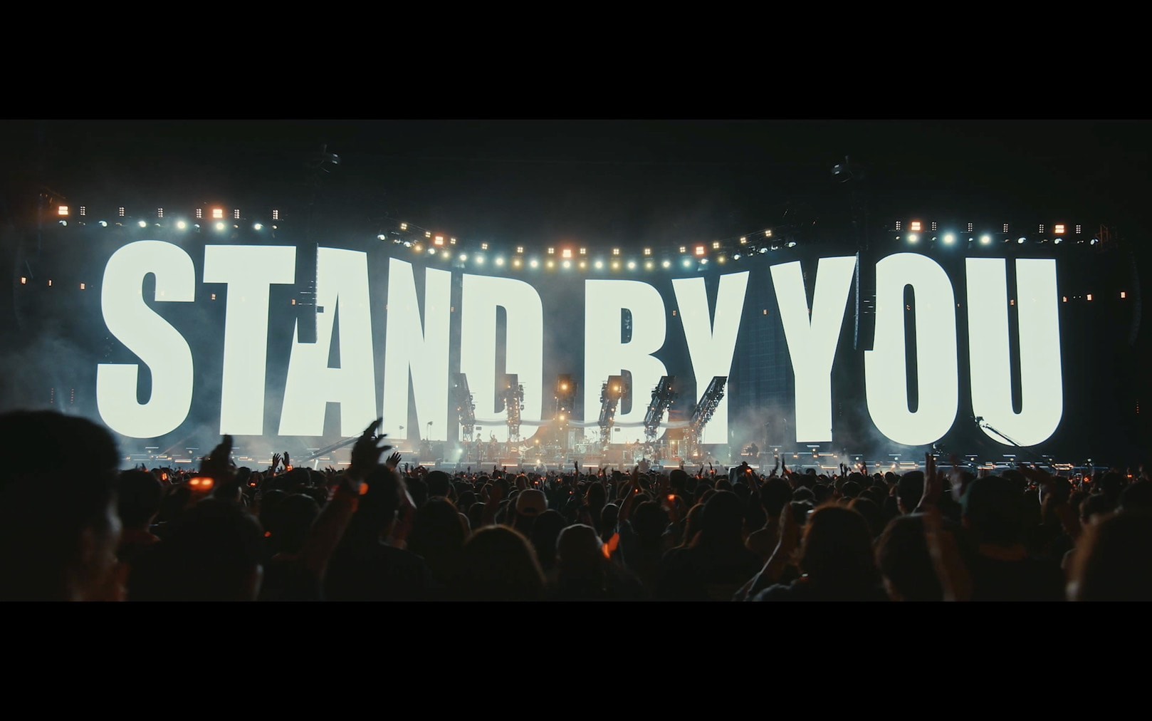 Official HIGE DANdism Rilis Video “Stand By You” dari Konser Stadion