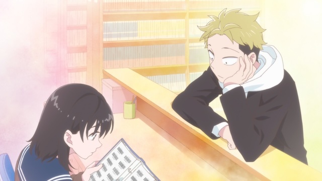 Cuplikan adegan perpustakaan dalam episode 16 anime Seihantai na Kimi to Boku.