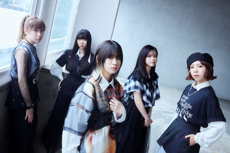 Konser Peringatan Girls Band Cry 2nd Anniversary LIVE Resmi Dirilis dalam Format Blu-ray dan DVD