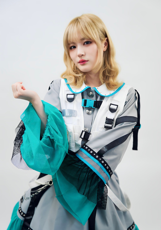 Personel Baru LiVREAL Fuyumu Nanashino