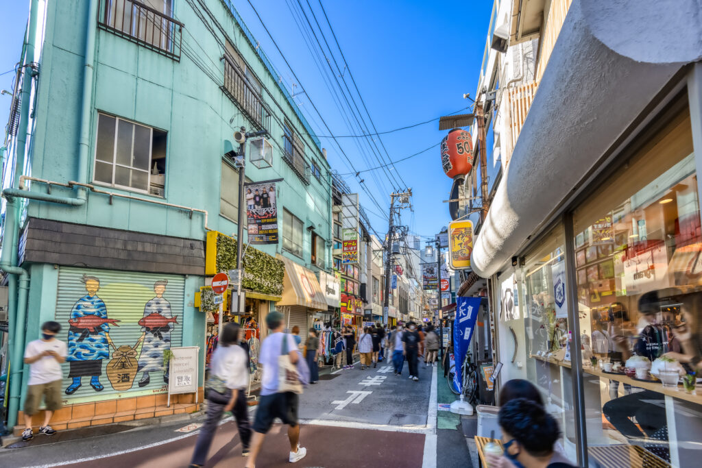 Shimokitazawa: Pesona Distrik Vintage, Panggung Teater, dan Kuliner Kari di Tokyo